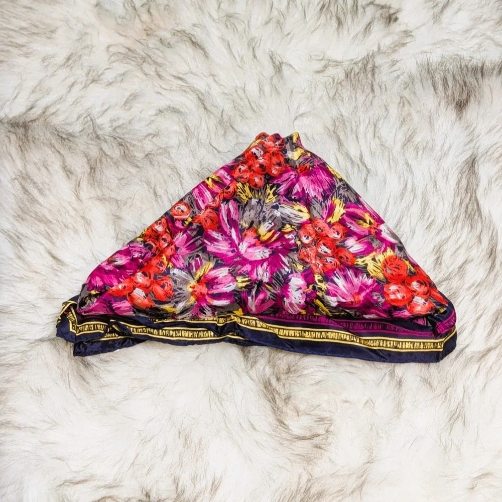 Acute Brand Scarf Vibrant Bold Abstract Floral Print Multifunctional 29